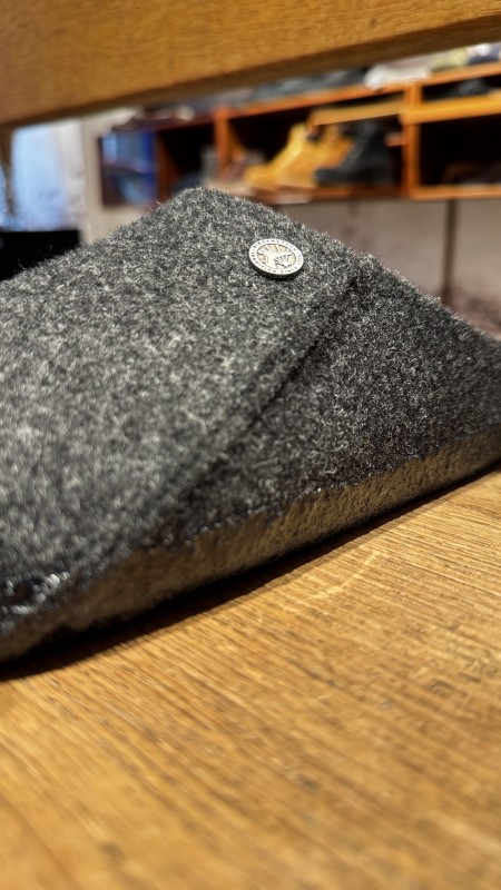 Où trouver des pantoufles birkenstock pour les femmes à Paris 16 ?