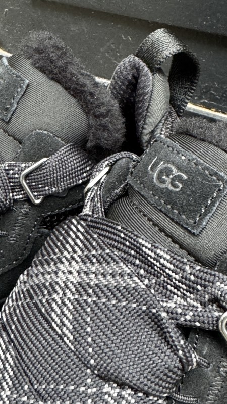 Où trouver des basket Lowmel UGG à Paris 16 ?