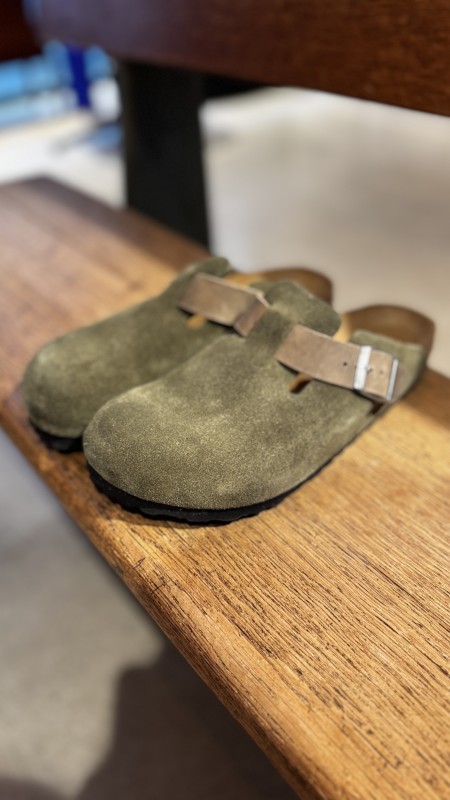 Où trouver des boston suede pour homme à Paris 16 ?