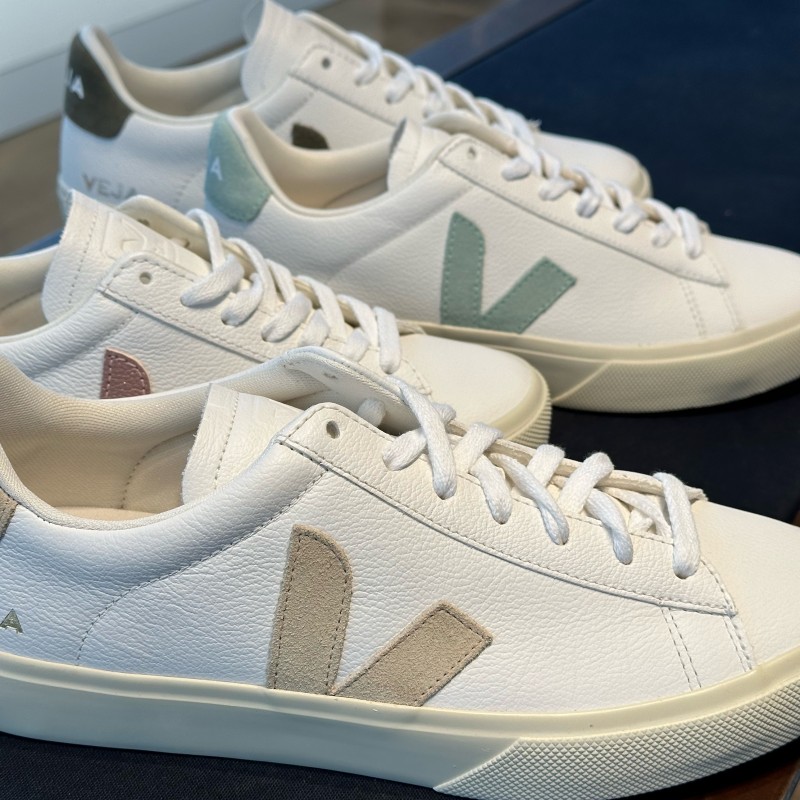 Vente de baskets Veja Campo en cuir pour femme à Paris 16