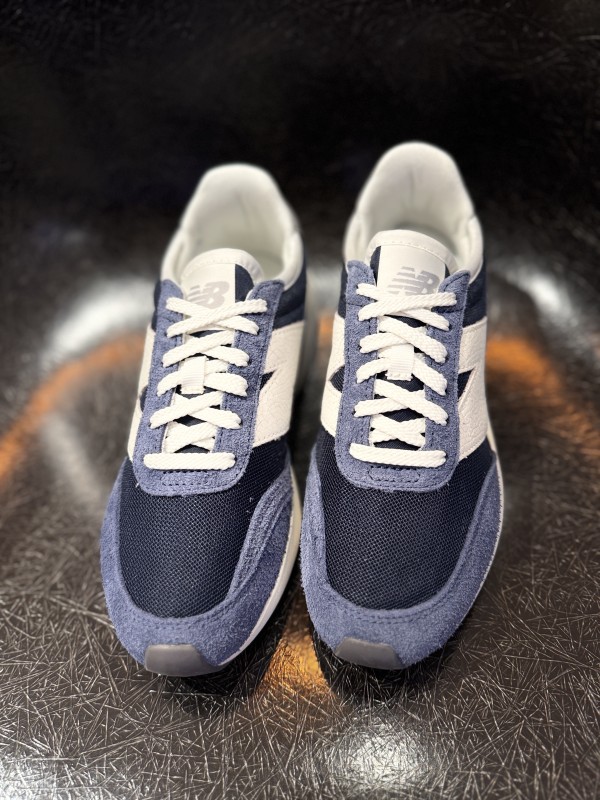 Où trouver des baskets 370 à Paris ?