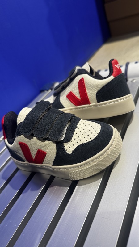 Où trouver des V10 pour enfant à Paris 16 ?