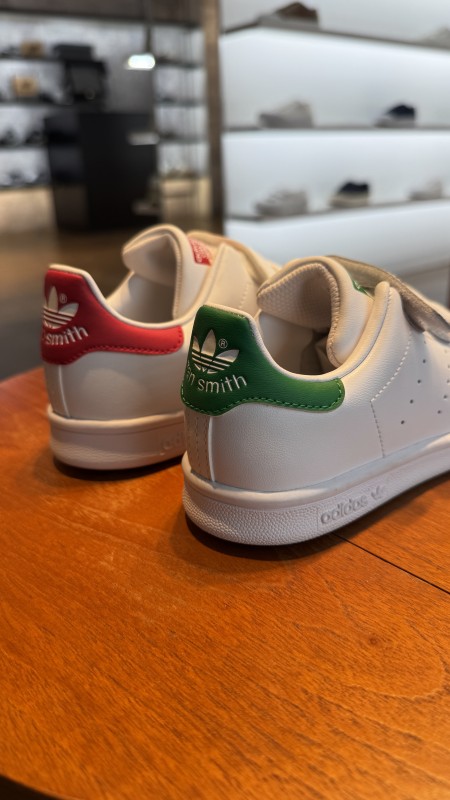 Où acheter des baskets Adidas Stan Smith enfant à Paris 16ème
