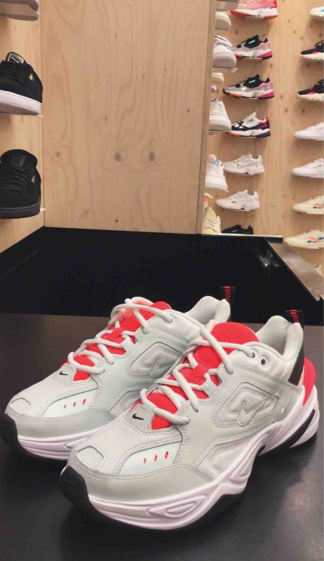 Acheter des M2K Tekno pour femme dans le 16ème arrondissement de Paris