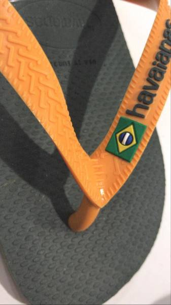 Vente de tongs Havaianas pour enfant à Paris 75
