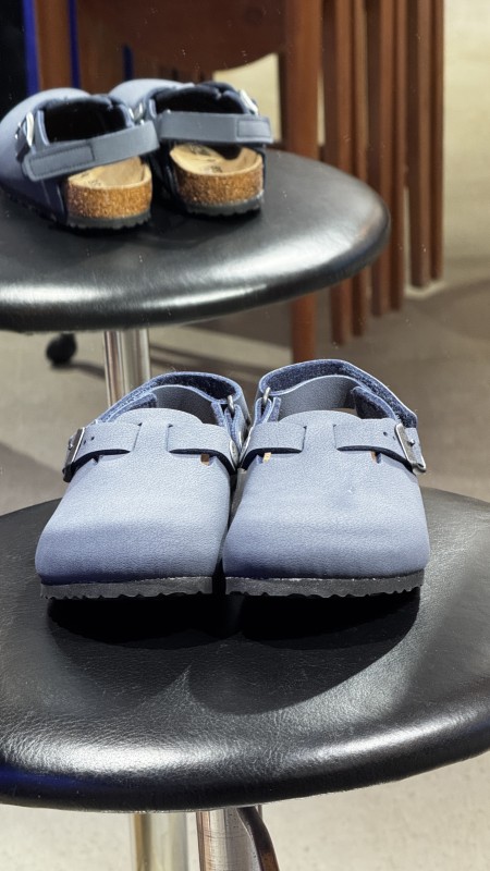 Où trouver des Birkenstock enfant  à Paris 16e ?