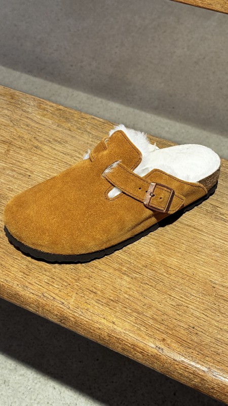 Où acheter des Birkenstock Boston Shearling pour femme à Paris 16 ?