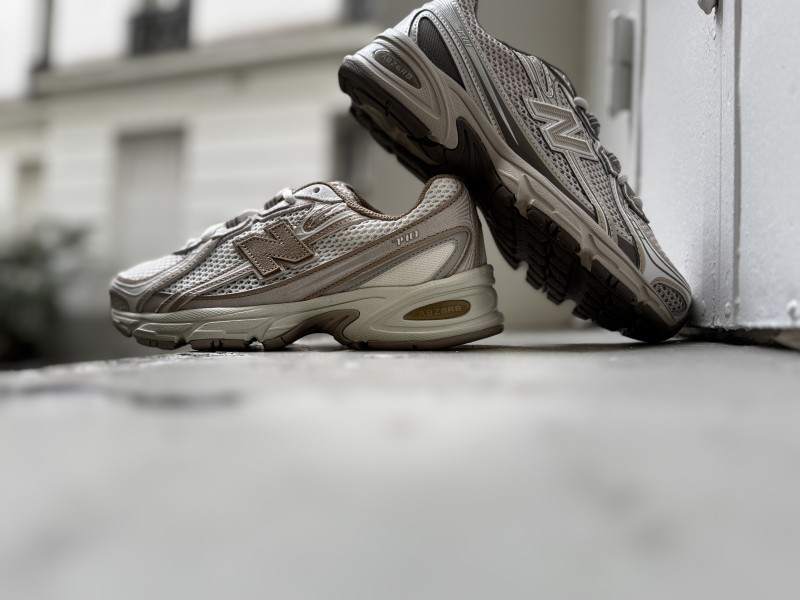 Chaussures New Balance femme collection 471 disponibles en pointure 36 à 41 à Paris 16eme – Lacet Rouge