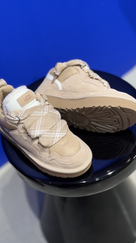 Où acheter des basket Lowmel UGG à Paris 16 ?