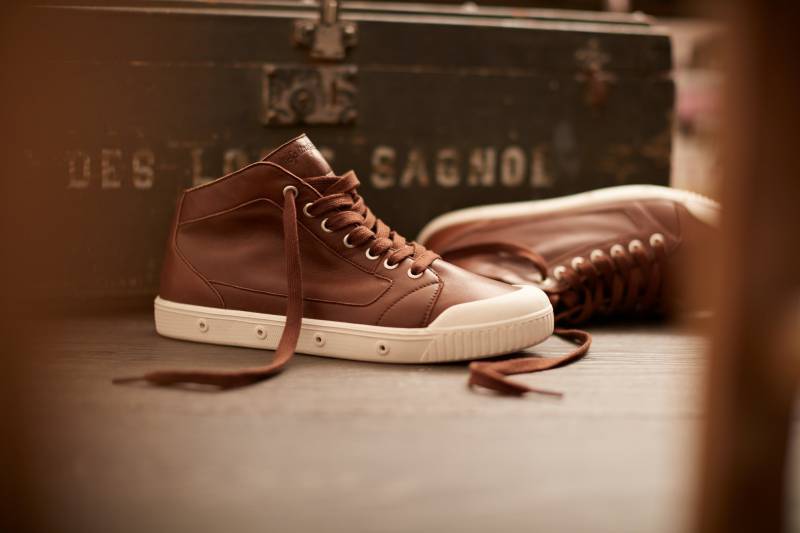 Où trouver des Spring Court cuir pour hommes dans le 16e ?