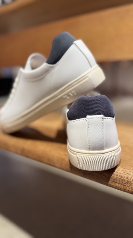 Où trouver des baskets Clae dans Paris 16 ?