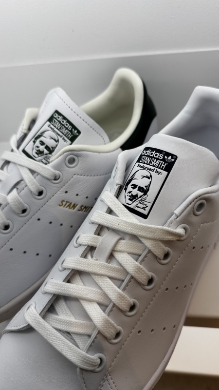 Où acheter des stan smith adidas à Paris 16 ?