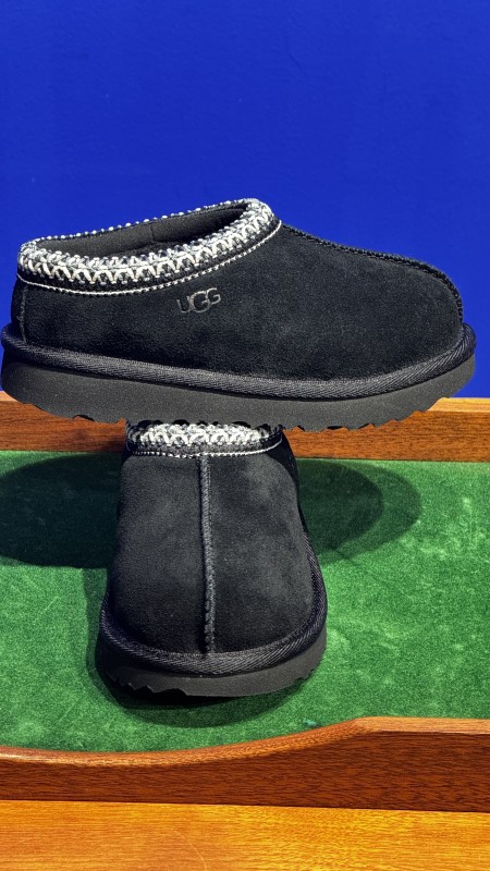 Où acheter les bottines UGG Tasman Kids à Paris 75016 ?