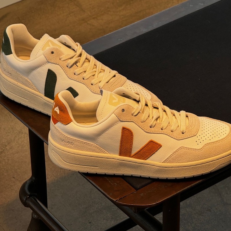 Où acheter des baskets Veja V90, Paris 16ème