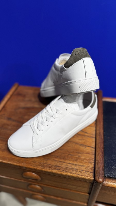 Où trouver des baskets en cuir de qualité Clae dans le 16e ?