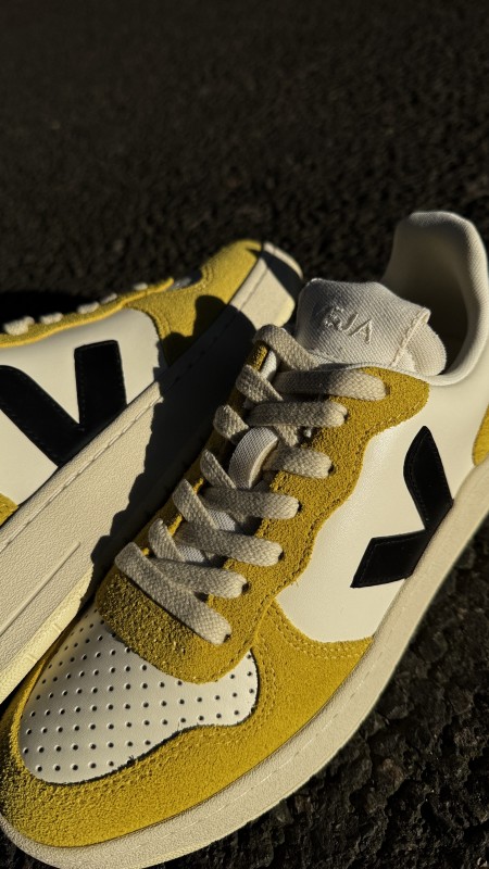 Où acheter des V10 leather à Paris 16 ?