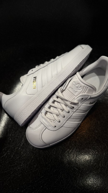 Où trouver des gazelle blanc à Paris 16 ?