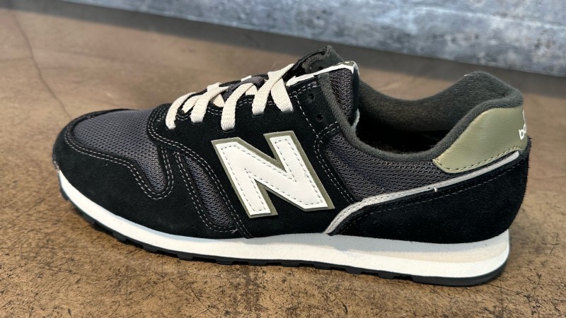 Acheter des sneakers homme New balance 373 à Paris 16 ème arrondissement