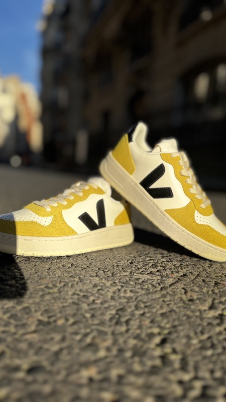 Où acheter des V10 leather à Paris 16 ?