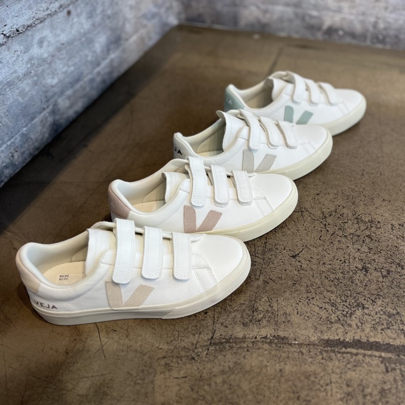 Où trouver des veja recife pour femme à Paris 16