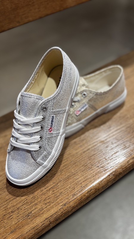 Où trouver des baskets superga 2750 lamew pour femme dans Paris 16