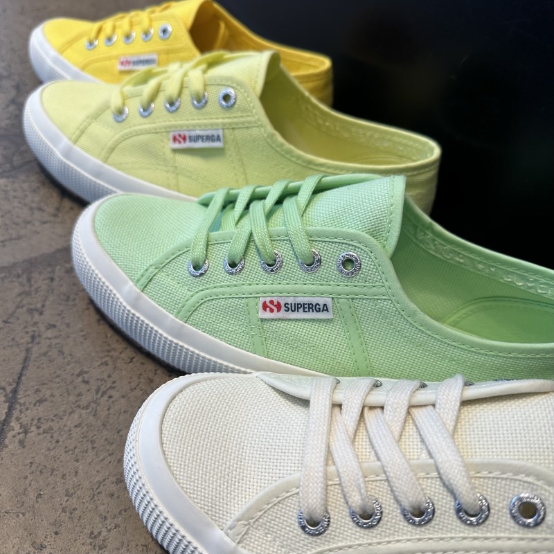 Où trouver des superga à Paris