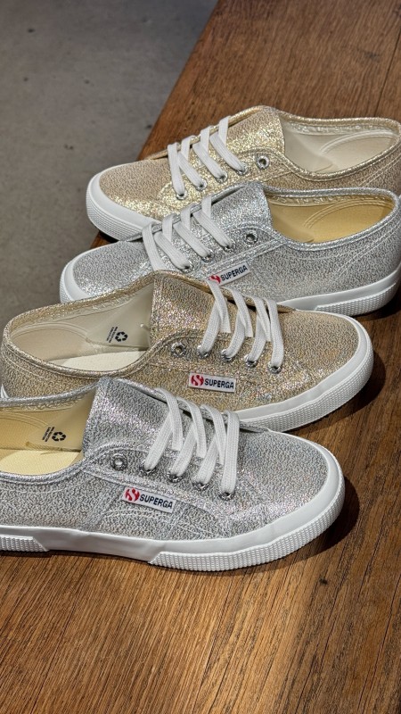 Où trouver des baskets superga 2750 lamew pour femme dans Paris 16