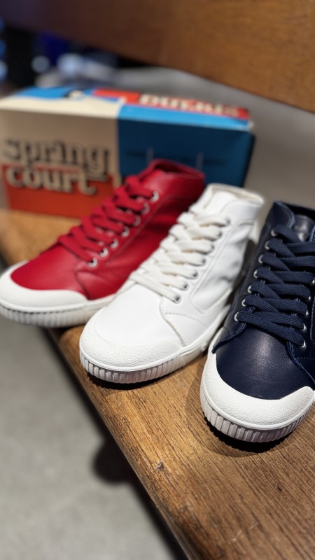 Où acheter des Spring Court M2 Lambskin pour hommes disponibles  en plusieurs couleurs à Paris 16