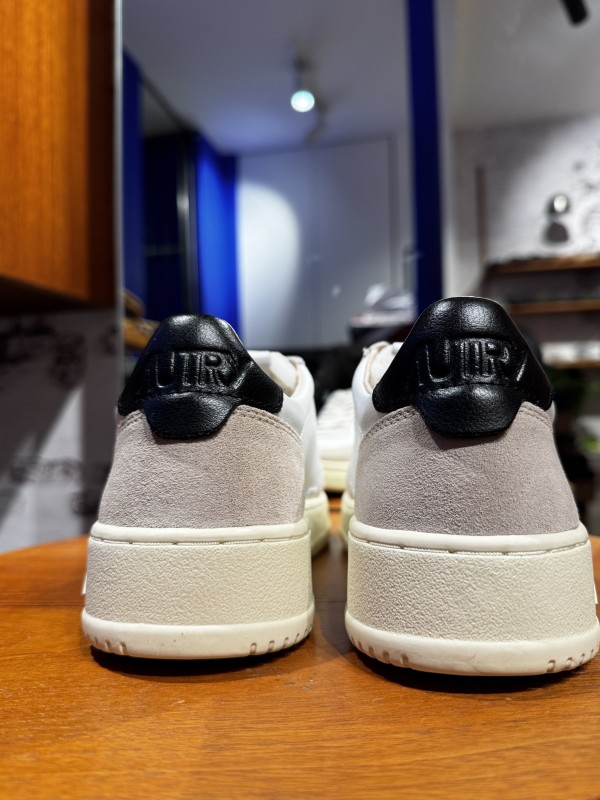 Où acheter les medalist pour femme à Paris 16