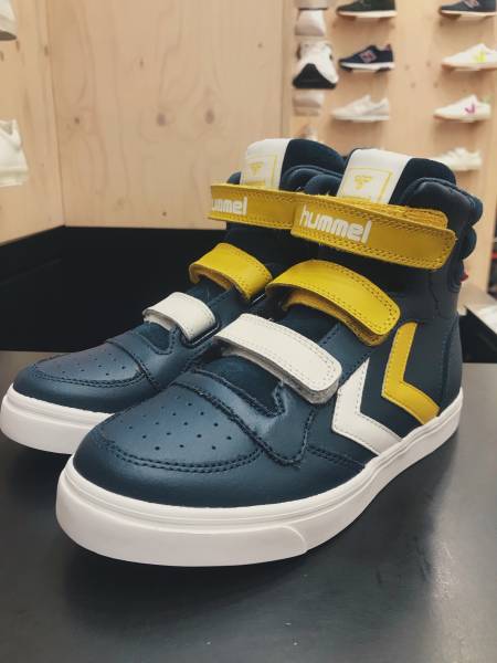 Acheter des baskets Hummel à velcro pour enfant à Paris 75016