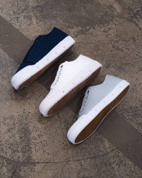 Où trouver des chaussures en cuir de qualité dans le 16e ?