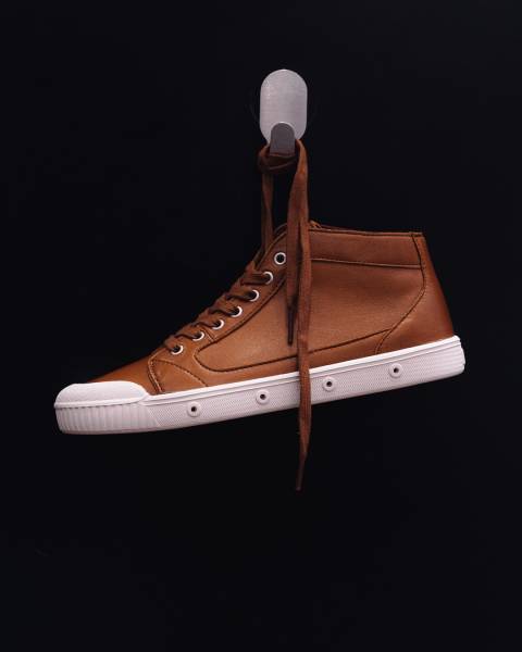 Où trouver des chaussures en cuir de qualité dans le 16e ?