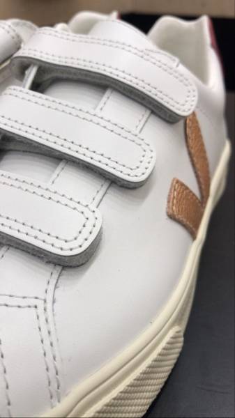 Sneakers Veja Esplar à scratch, Paris 75016