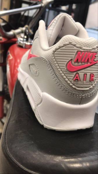 Magasin de chaussures pour enfant à Paris 16ème