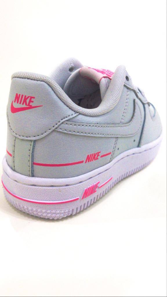 Sneaker Nike Air Force 1 pour enfant Paris 16ème