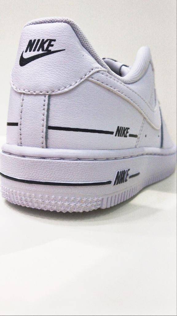 Baskets Nike Air Force 1 pour enfant Paris 16ème
