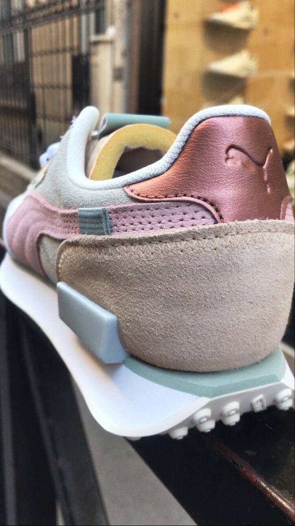 Vente de chaussures PUMA Futur Rider pour femme à Paris 16ème