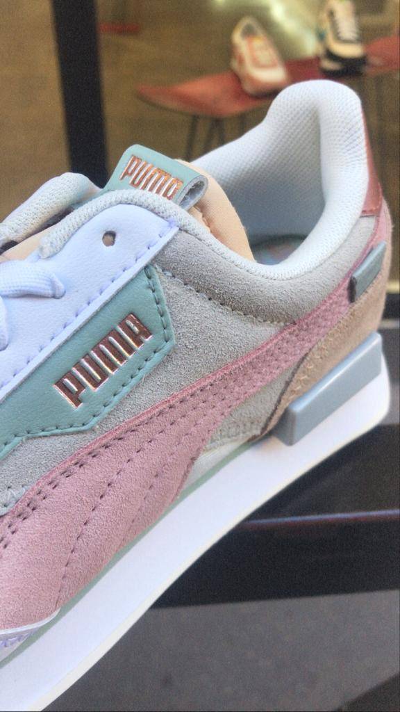 Vente de chaussures Puma Future Rider pour femme à Paris 16ème