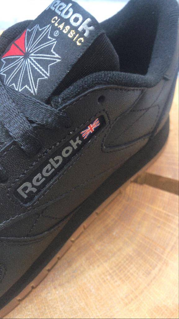 Baskets Reebok « Classic Leather » pour femme Paris 16ème