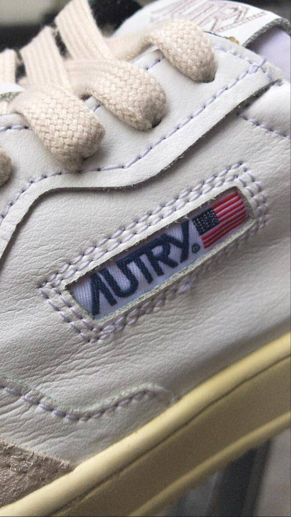 Chaussures Autry Medalist mixte à Paris 16ème