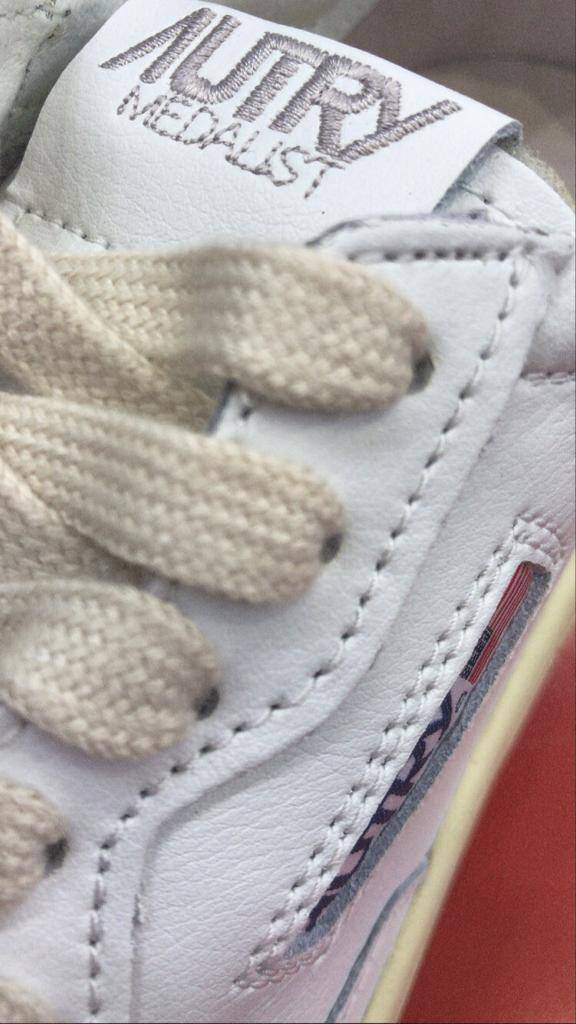 Chaussures Autry Medalist mixte à Paris 16ème