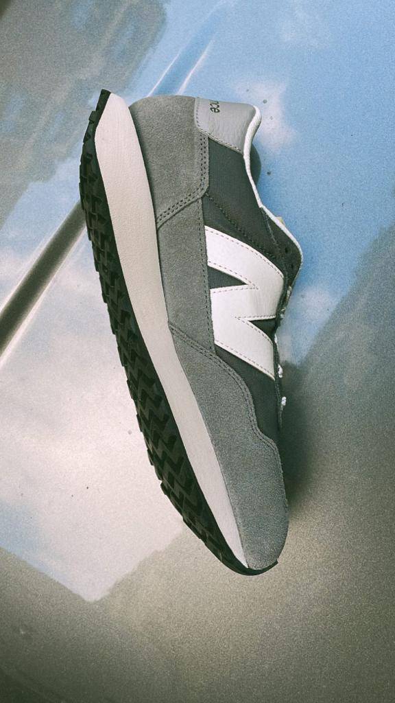 Trouver des chaussure New Balance 237 pour homme et femme, Paris 75