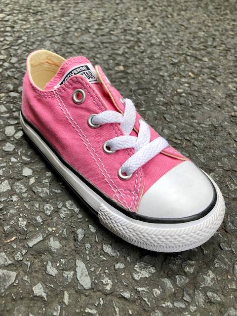 Où trouver des Converse basses pour filles et garçons à Paris 16ème ?
