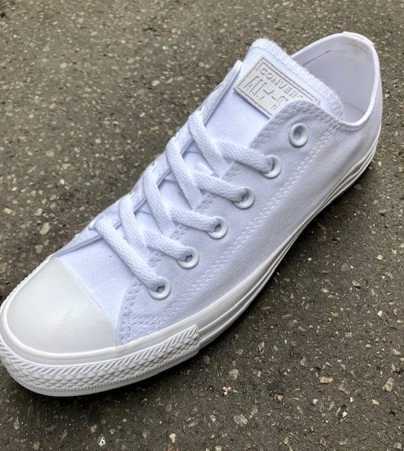 Où acheter des baskets basses Converse All Star Ox en tissu, Paris 75016 ?