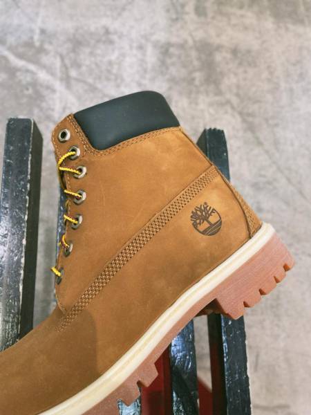 Où acheter le modèle classique 6-Inch Boot de Timberland, Paris 16ème