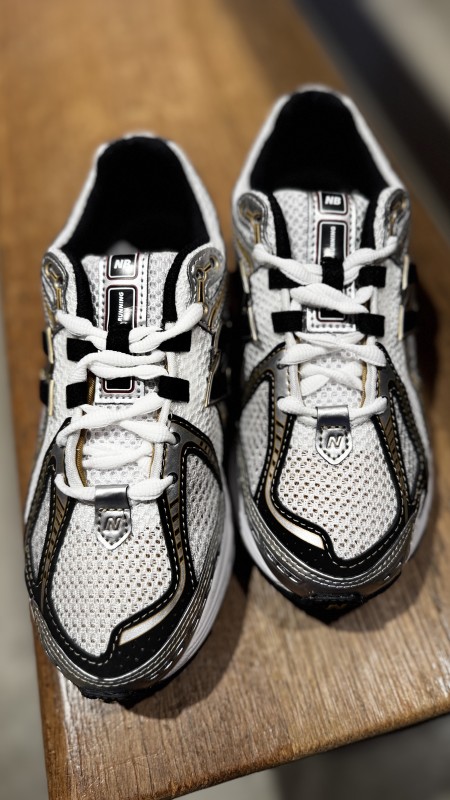 Où trouver des baskets 1906 à Paris 16 ?