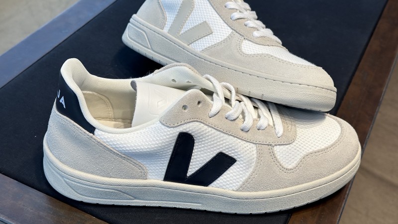 Trouver des baskets Veja homme femme et enfant à Paris 75
