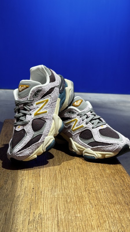 Où acheter des sneakers New Balance U9060 femme à Paris 16 ?