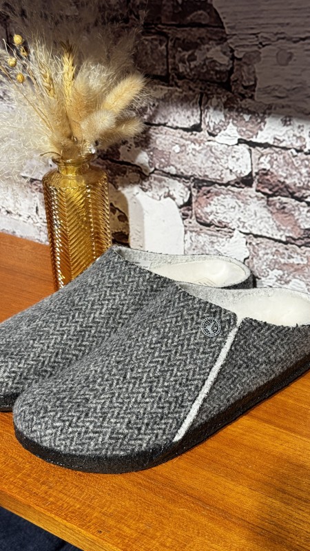 où trouver des pantoufles birkenstock pour les hommes à Paris 16 ?