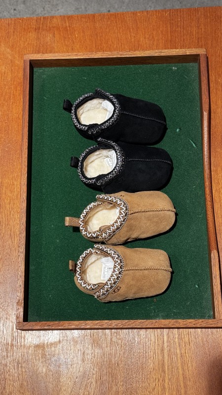 Où trouver des chaussons tasman pour bébé dans Paris 16 ?